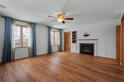 WhatsApp Image 2025-11-22 at 12.21.28 PM (2)